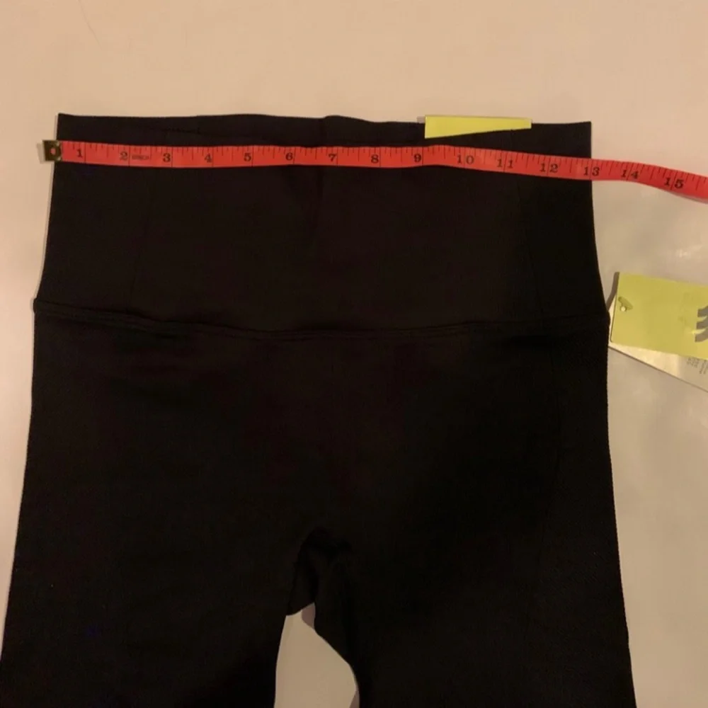 All In Motion Set Of 3 Women’s High-Rise Shorts Black Taupe Size Medium - Picture 5 of 12